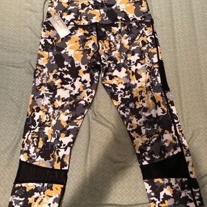 Just Live Camo print leggings.